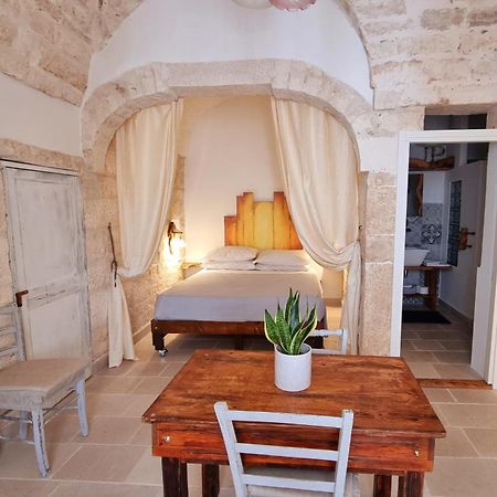 Petra Bianca Luxury Suite Ceglie Messapica Exterior foto